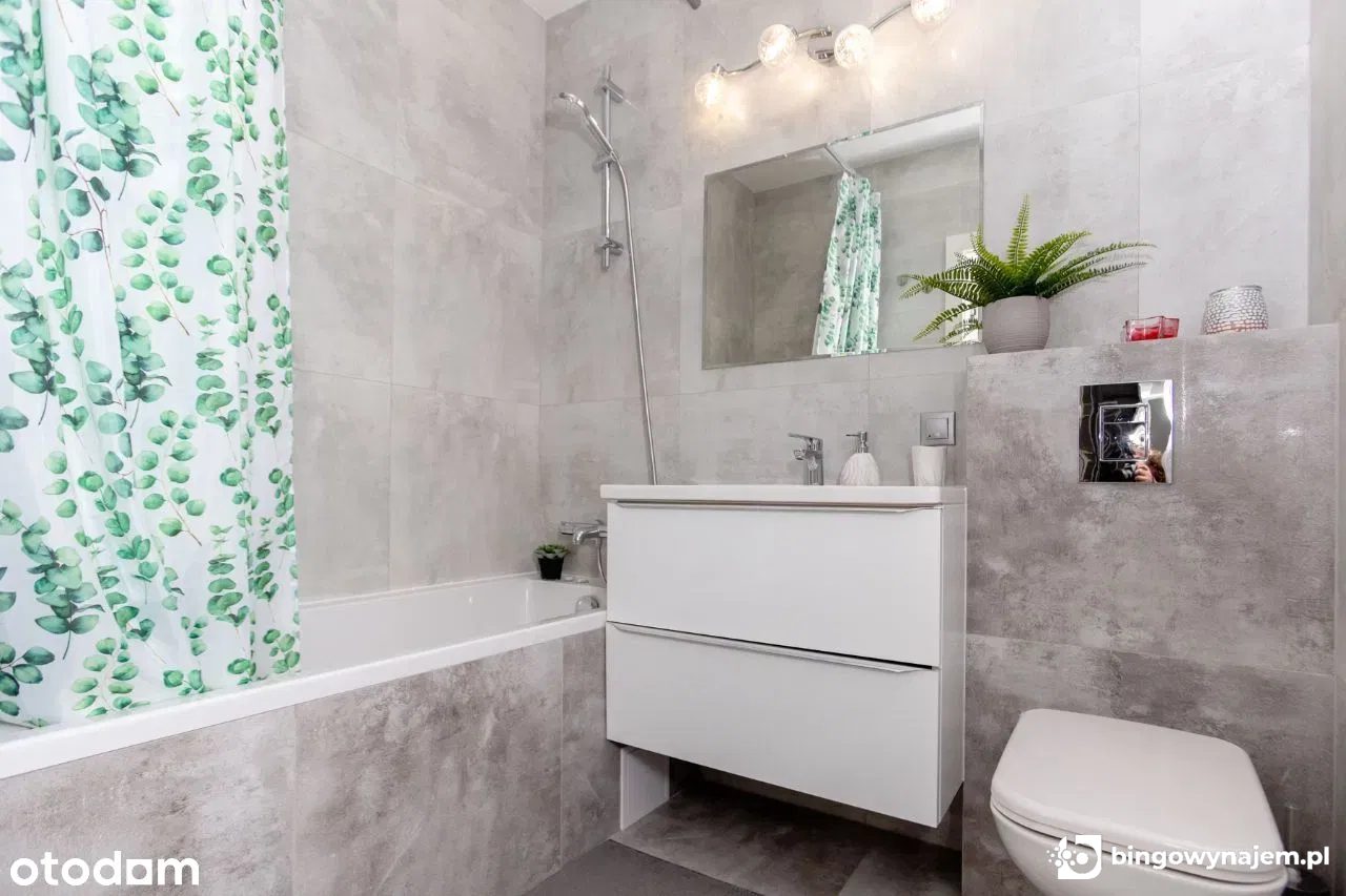 Hugona Kowarzyka / Do zamieszkania / 3 pokoje