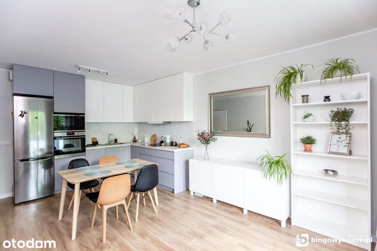 Hugona Kowarzyka / Do zamieszkania / 3 pokoje