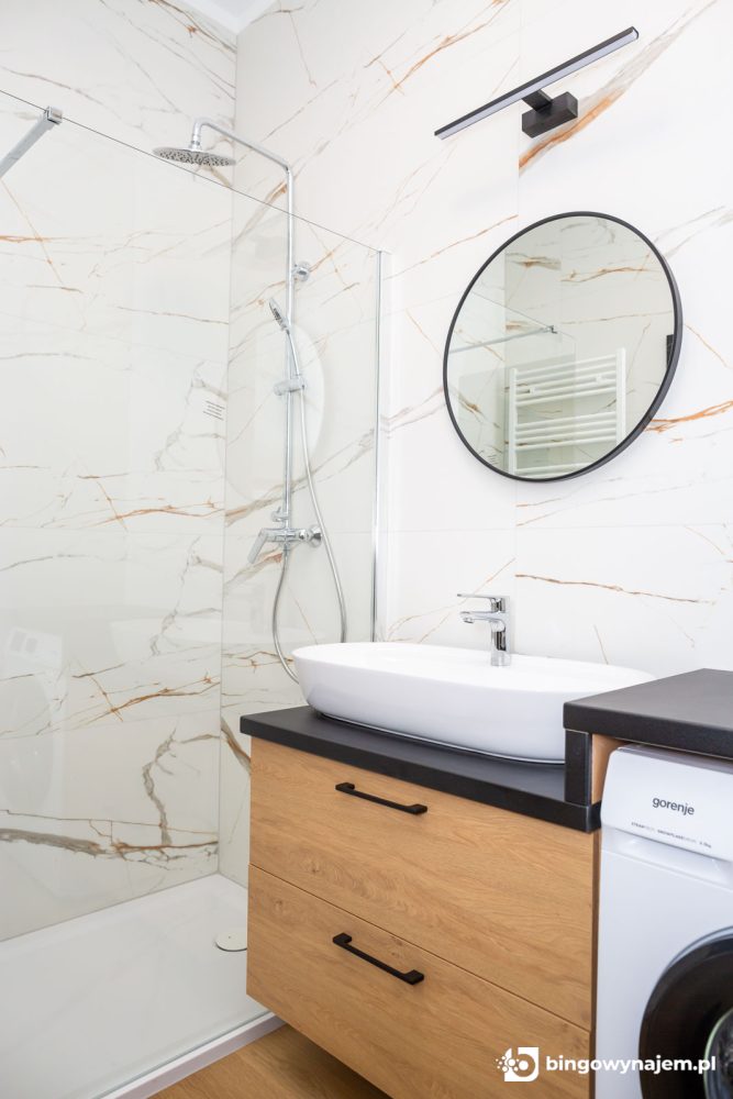 Madalińskiego / 2 pokoje / Parking / Bezpośrednio